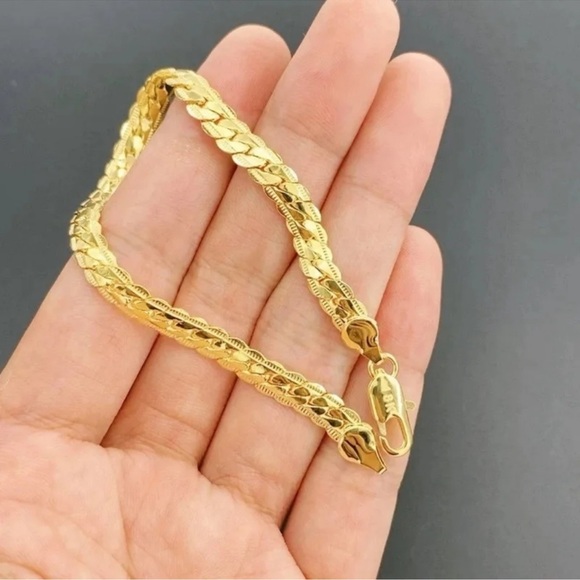 Other - NEW “8”, INCHES SNAKE 18K GOLD BRACELET